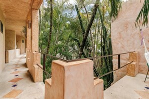 Handrails in hallways - Hotel Barrio Latino (Playa del Carmen)