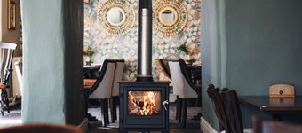 ホワイト ライオン ロイヤル ホテル