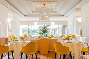 Restaurant - Le Manoir du Lys (Juvigny-Val-d'Andaine)