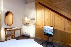 Single Room (Residenz) | Living area