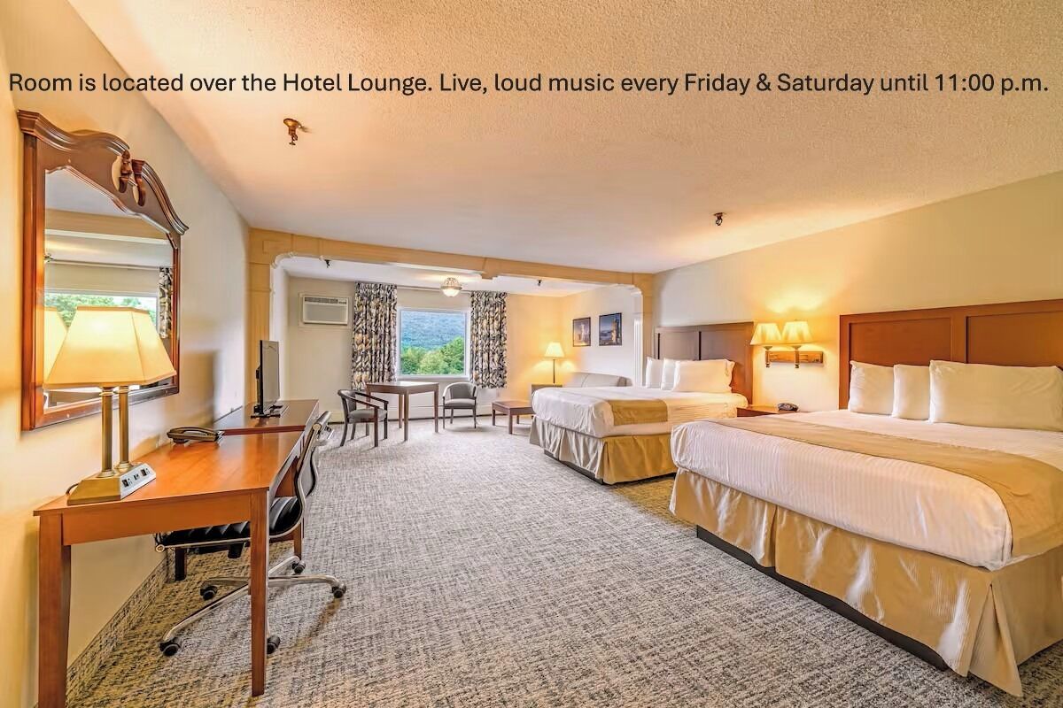 Junior Suite - 2 Queens, Non-Smoking (located over the lounge) | Desk, soundproofing, iron/ironing board, free WiFi