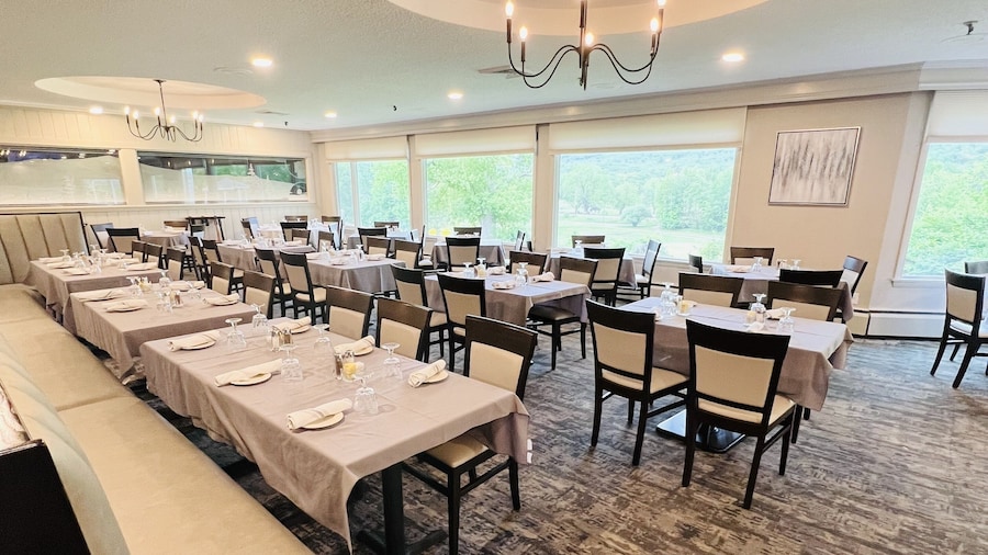 Town and Country Inn & Resort