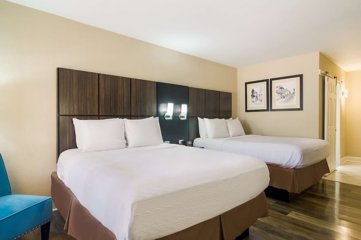 Ropa de cama hipoalergénica y escritorio
