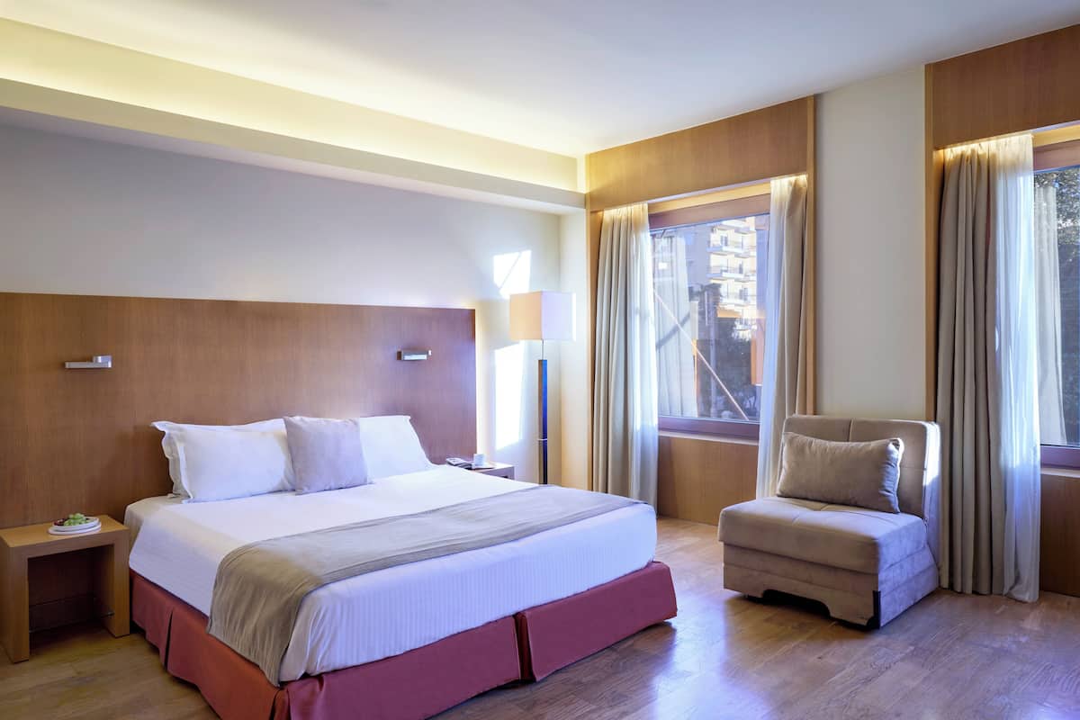 Suite familiale | Literie de qualité, couette en duvet, coffre-fort, bureau