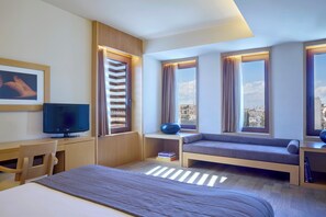 套房 (Lazart) | 高級寢具、羽絨被、房內夾萬、書桌