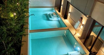 Zeus Thessaloniki Lazart, Trademark Collection by Wyndham