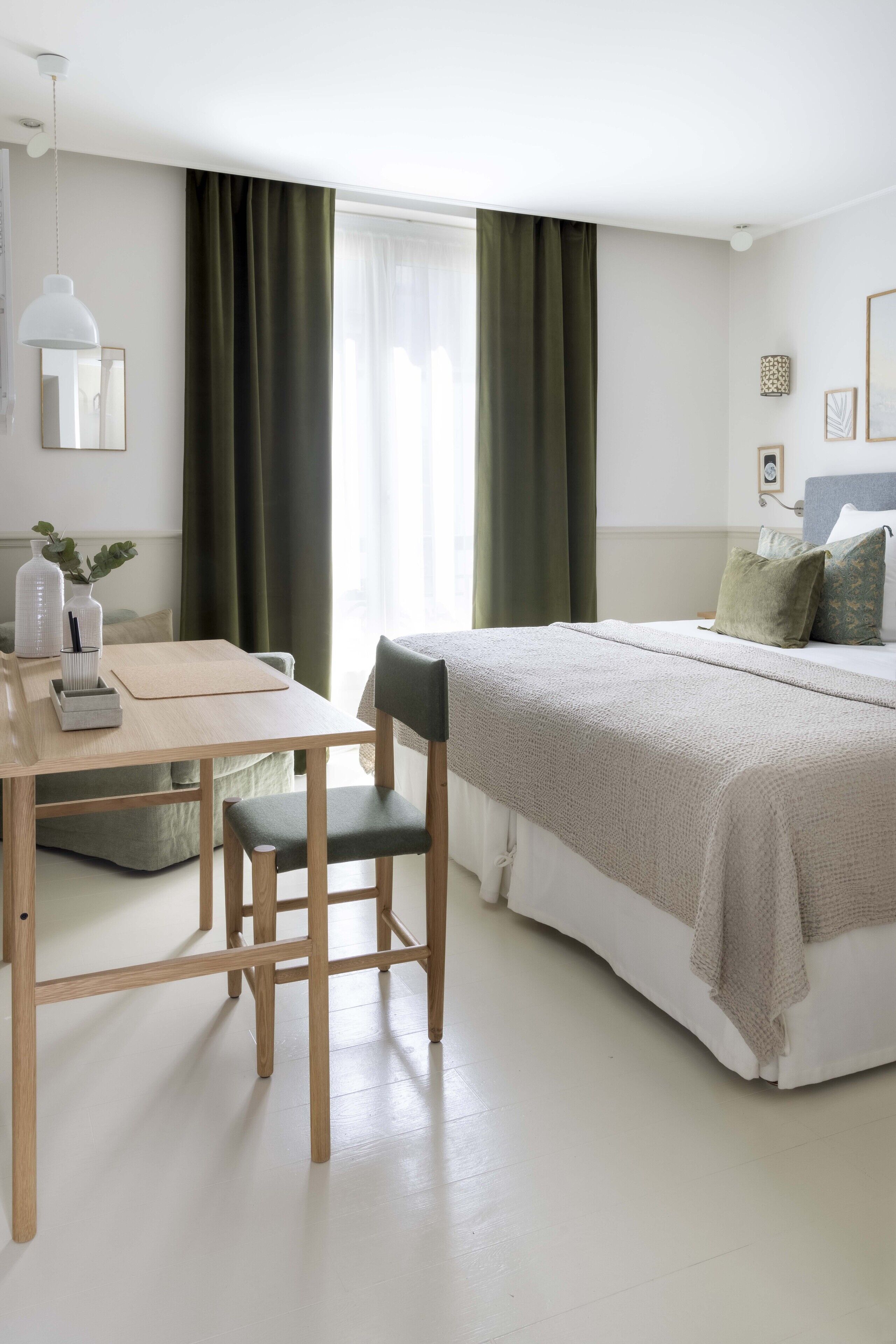 superior room with spa access | 1 bedroom, premium bedding, in-room safe, desk