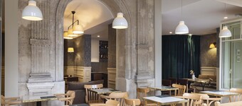 Le Petit Beaumarchais Hotel & Spa