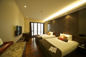 Blackout drapes, soundproofing, free wired internet - Green Garden (Shanghai)