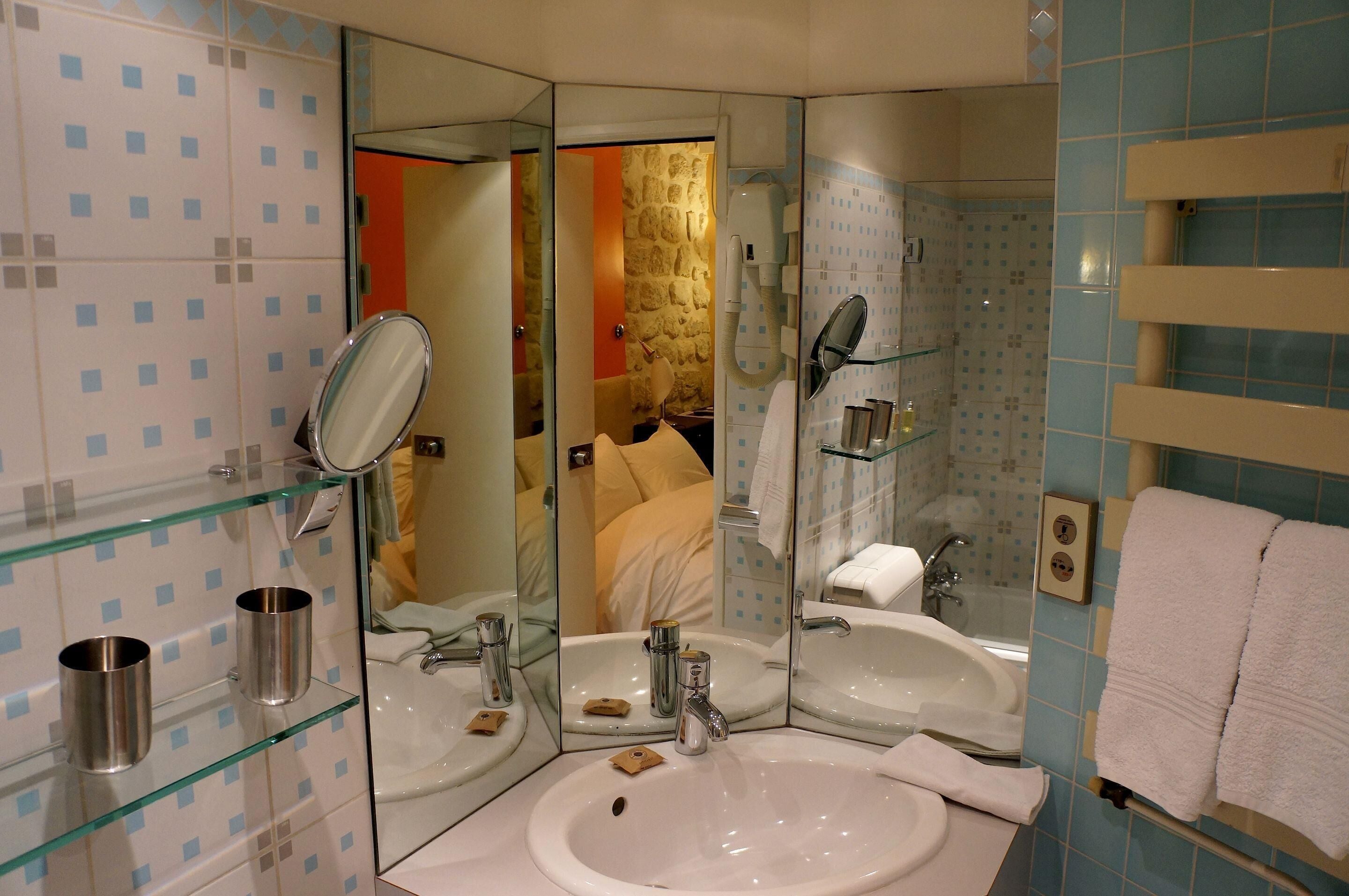 select comfort beds, minibar, individually decorated, desk