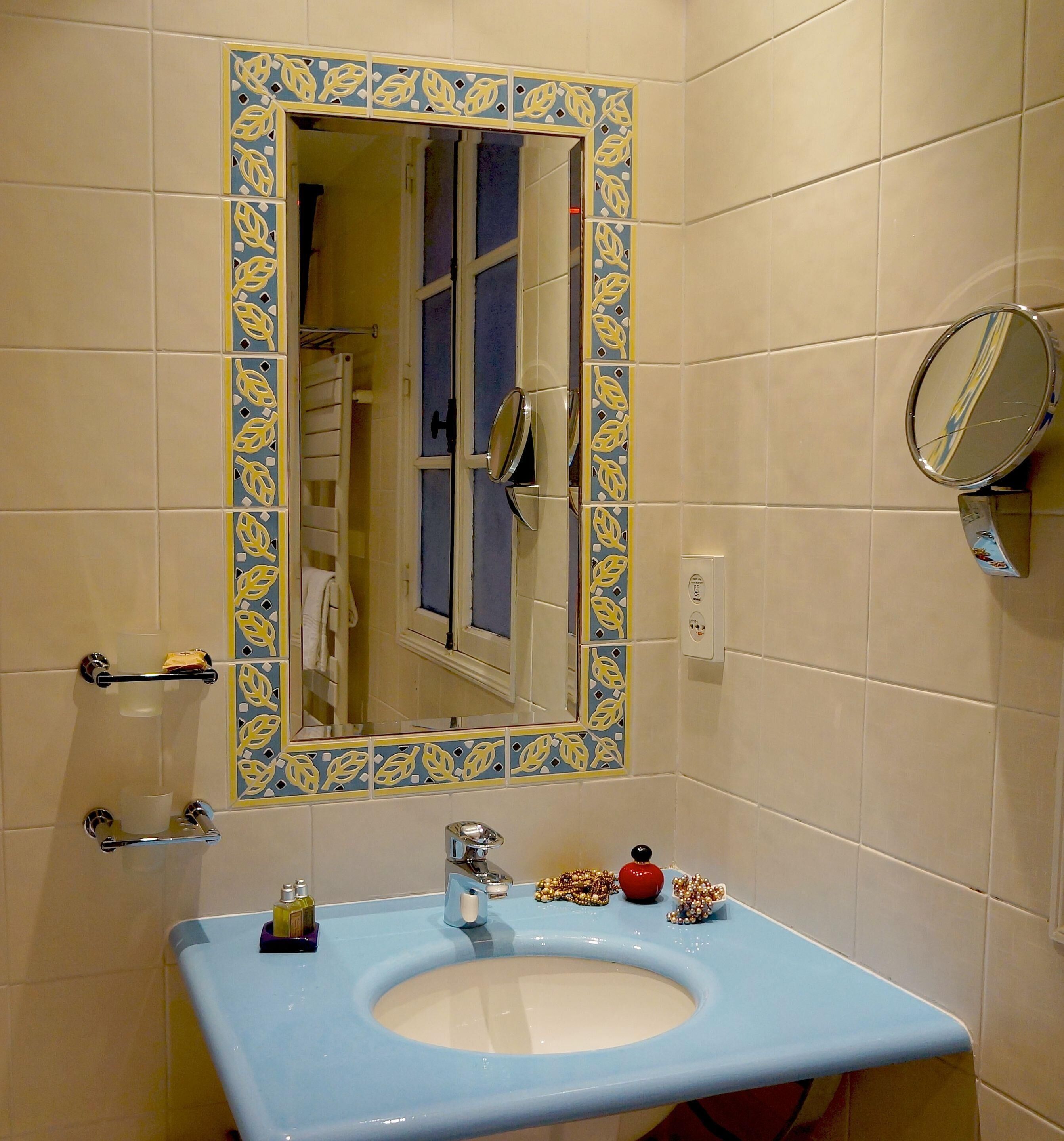 select comfort beds, minibar, individually decorated, desk