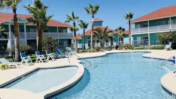 Outdoor pool, sun loungers