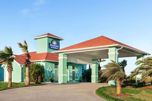 Exterior - Days Inn by Wyndham Port Aransas TX (Port Aransas)