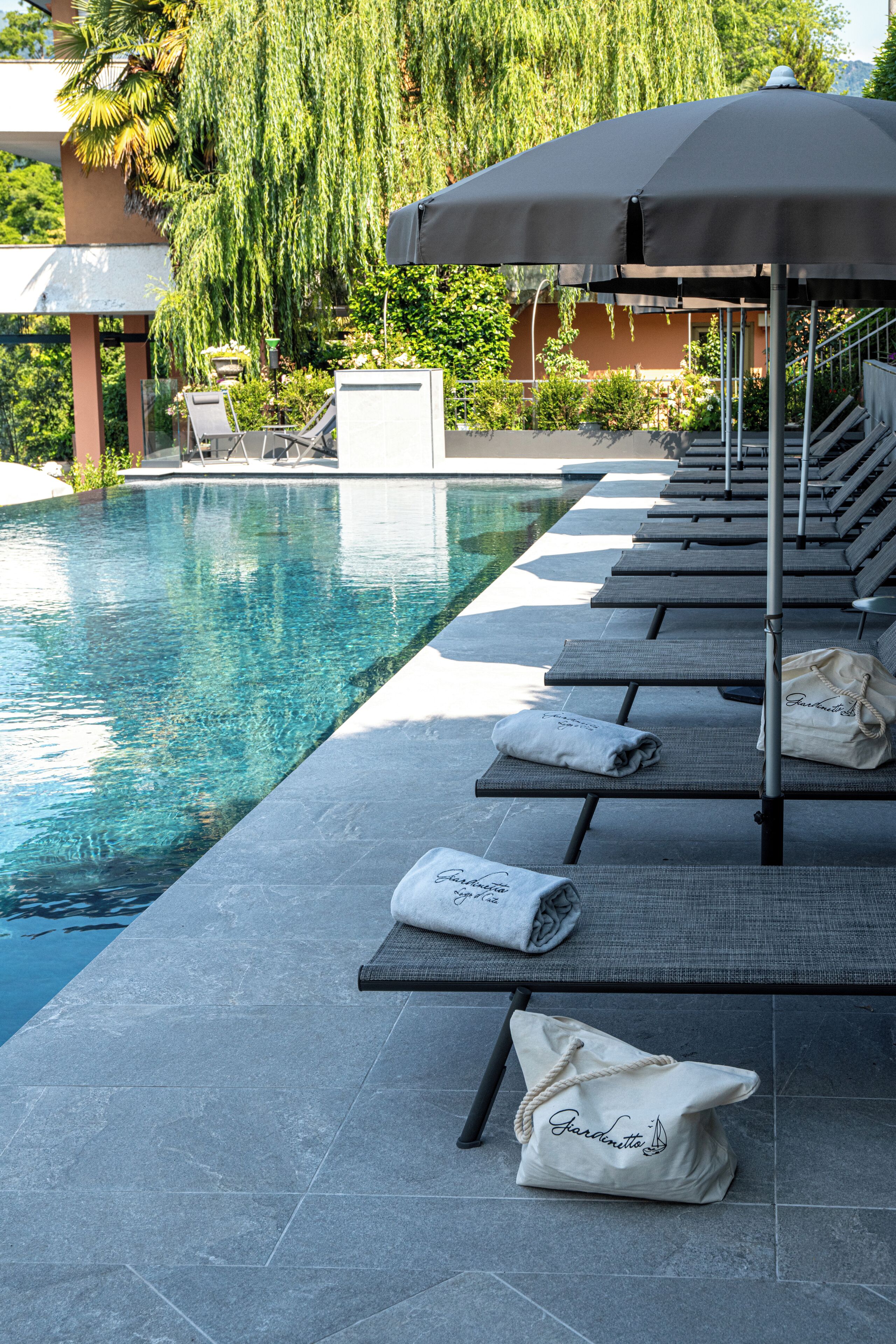 outdoor pool, pool loungers