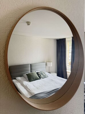 Premium bedding, minibar, individually decorated, desk