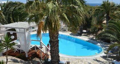 Zephyros Hotel