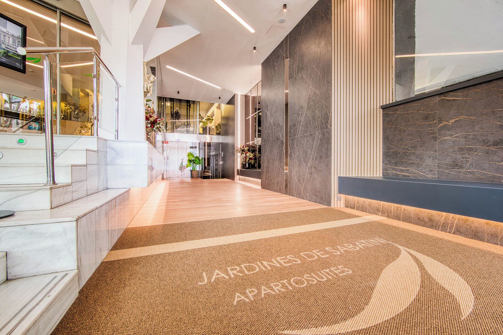 Majoituspaikan sisäänkäynti