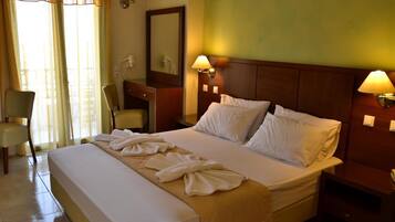 Minibar, in-room safe, desk, rollaway beds