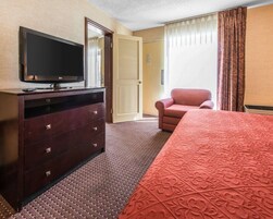 Escritorio, tabla de planchar con plancha y cunas gratuitas 