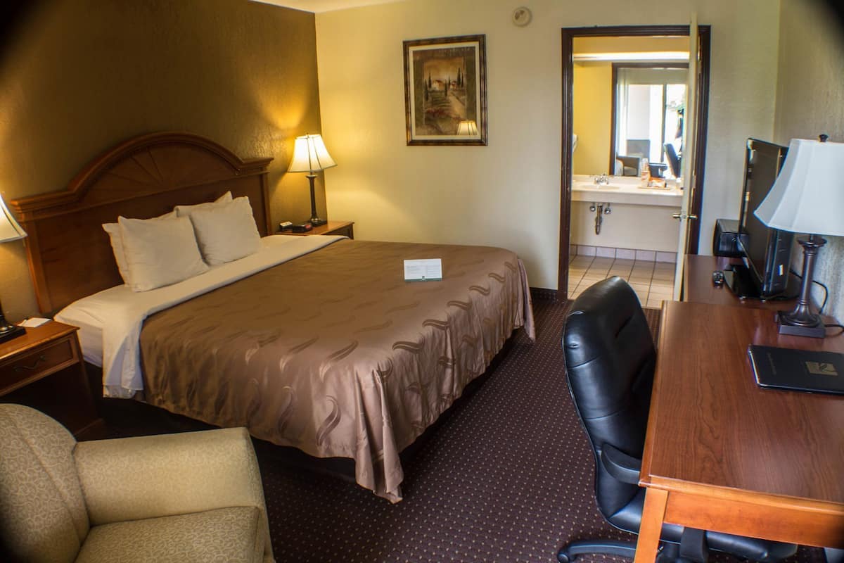 Desk, iron/ironing board, free cribs/infant beds, free WiFi
