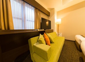 Standard Quadruple Room, 4 Bedrooms, Non Smoking | Down comforters, in-room safe, desk, blackout drapes - Hotel Il Monte (Osaka)