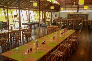 Food court - Heliconia Amazon River Lodge (Indiana)