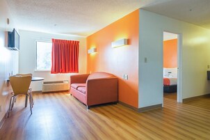 免费 WiFi、床单