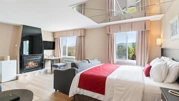 Junior Suite - King Bed and Sofa Bed with Double Spa Bath and Fireplace | Egyptian cotton sheets, premium bedding, pillowtop beds, desk