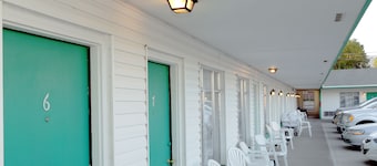 Town House Motel