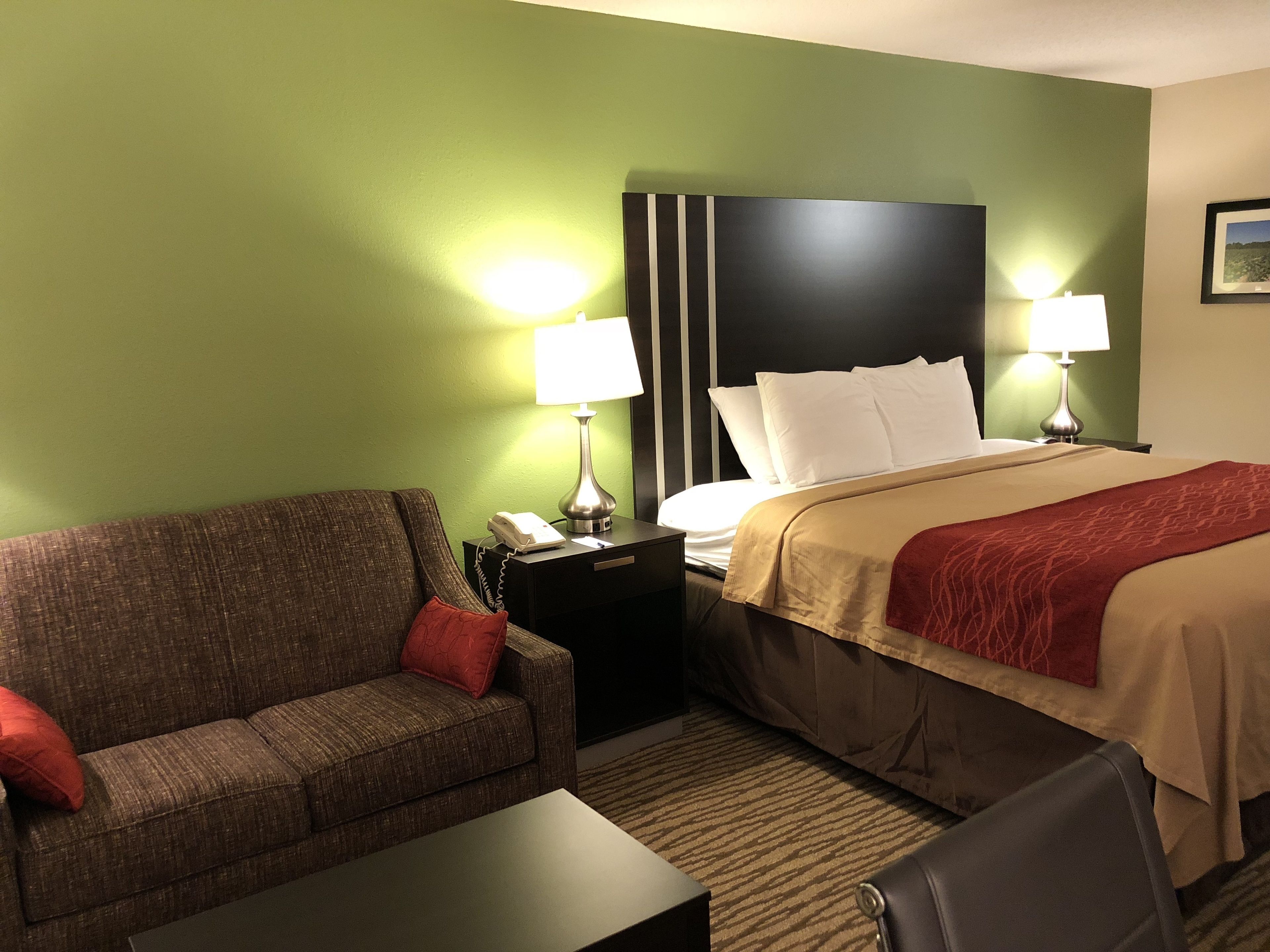 economy suite | desk, iron/ironing board, free wifi, wheelchair access