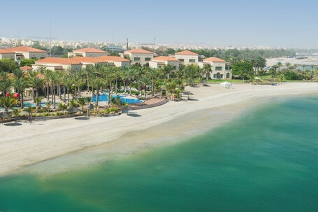 Al Raha Beach Hotel - Image 2