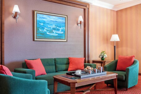 Al Raha Beach Hotel - Image 55