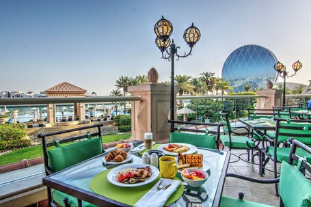 Al Raha Beach Hotel - Image 23