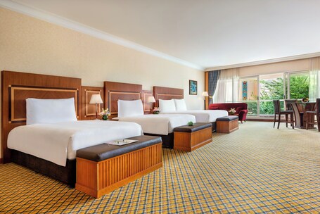 Al Raha Beach Hotel - Image 40