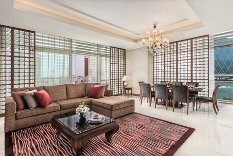Al Raha Beach Hotel - Image 21