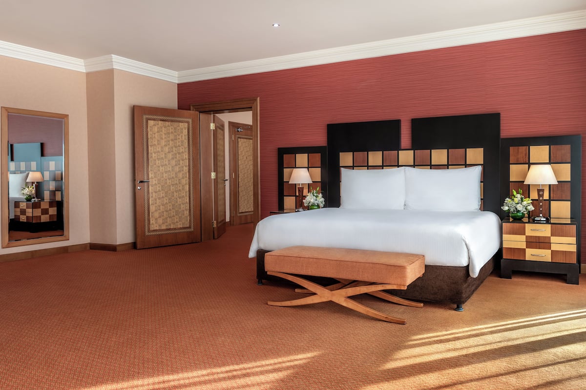 Diplomatic Suite - Free daily shuttle bus to Yas attractions, Yas Mall and Grand Mosque | 1 camera, biancheria in cotone egiziano