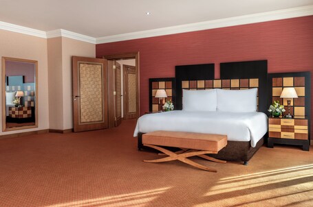 Al Raha Beach Hotel - Image 37