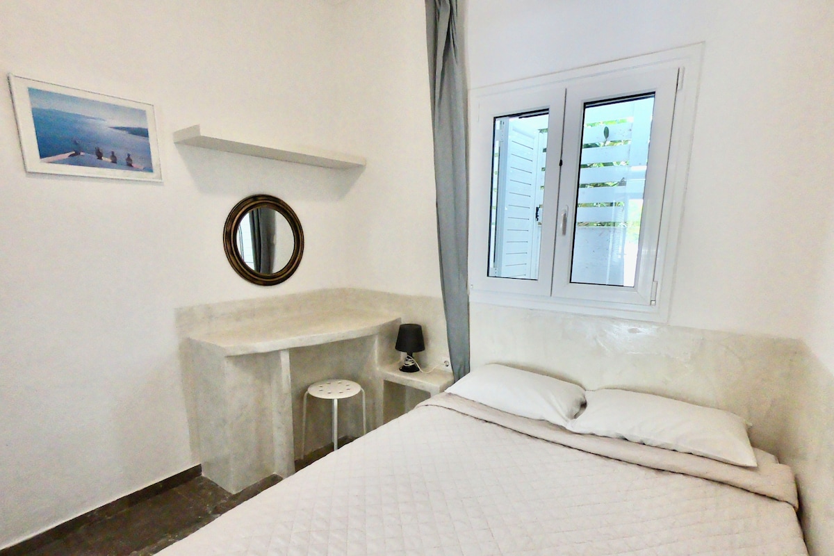 In-room safe, soundproofing, iron/ironing board (on request), free WiFi