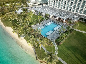 2 outdoor pools - Crowne Plaza Resort Guam by IHG (Tamuning)