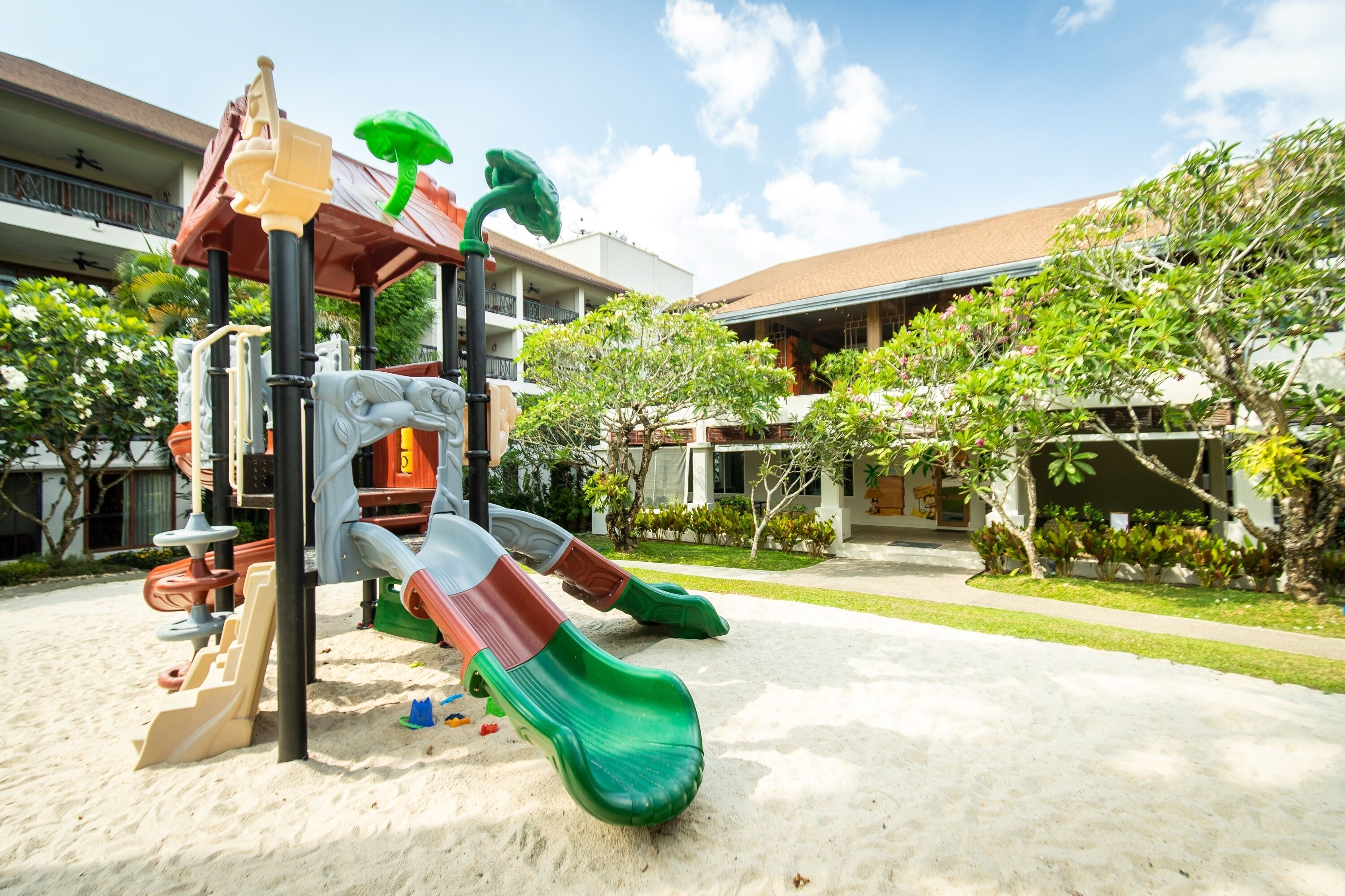 children’s play area – outdoor