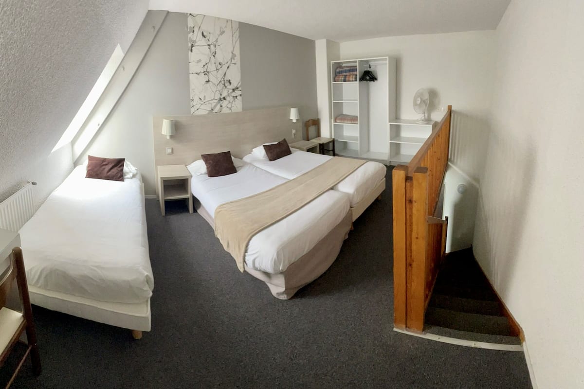 Chambre Familiale, vue ville (Duplex)