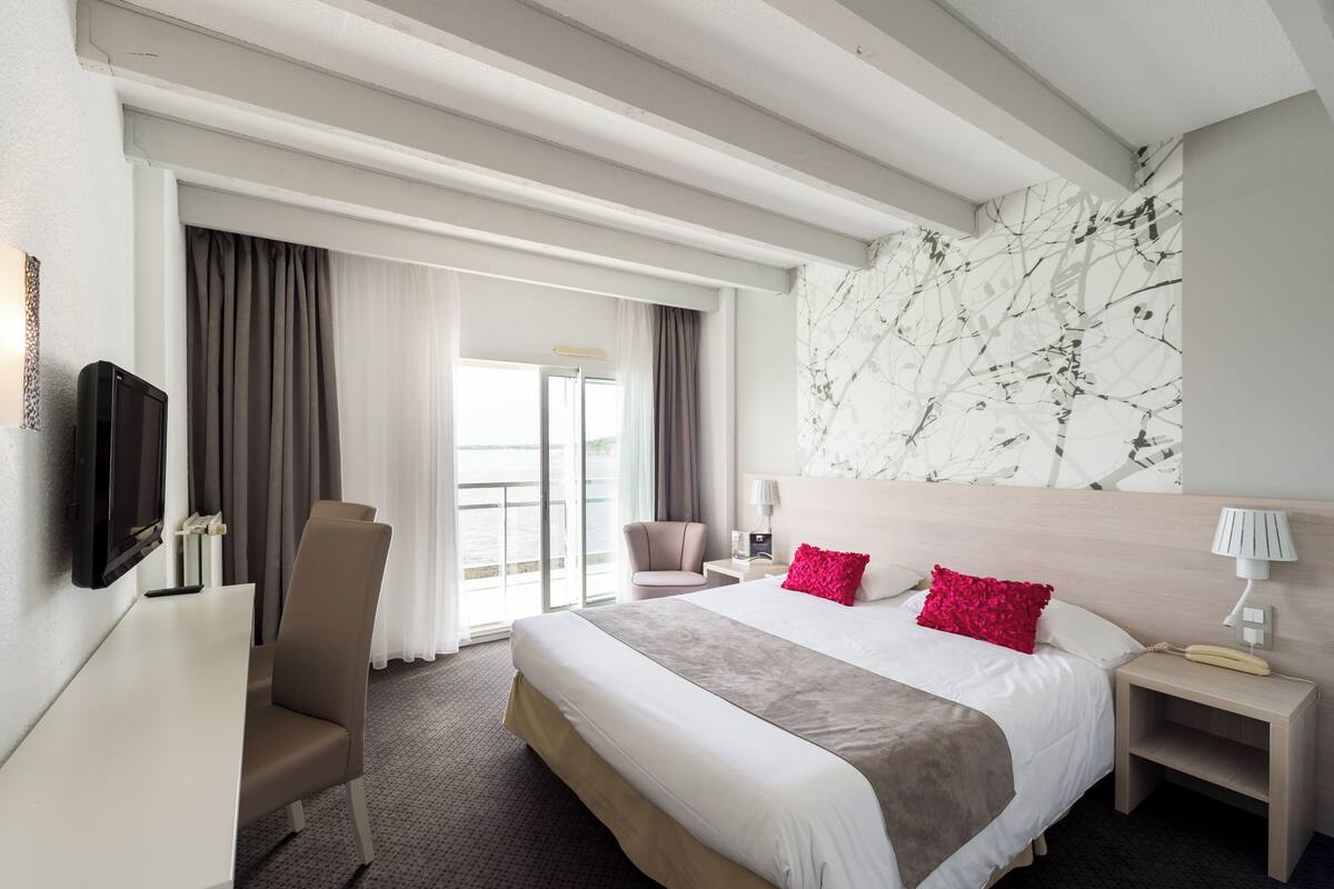 Family Room, Sea View (Duplex)