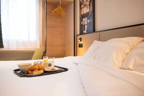 Double Room | In-room safe, desk, soundproofing, free WiFi - Brit Hotel Brest Le Relecq Kerhuon (Le Relecq-Kerhuon)