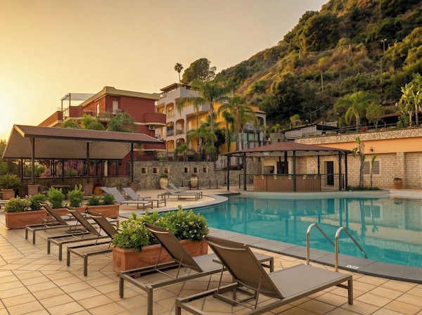 Quiete Taormina Naxos, Tapestry Collection By Hilton - Naxos