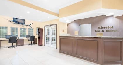 Microtel Inn & Suites by Wyndham Aransas Pass/Corpus Christi