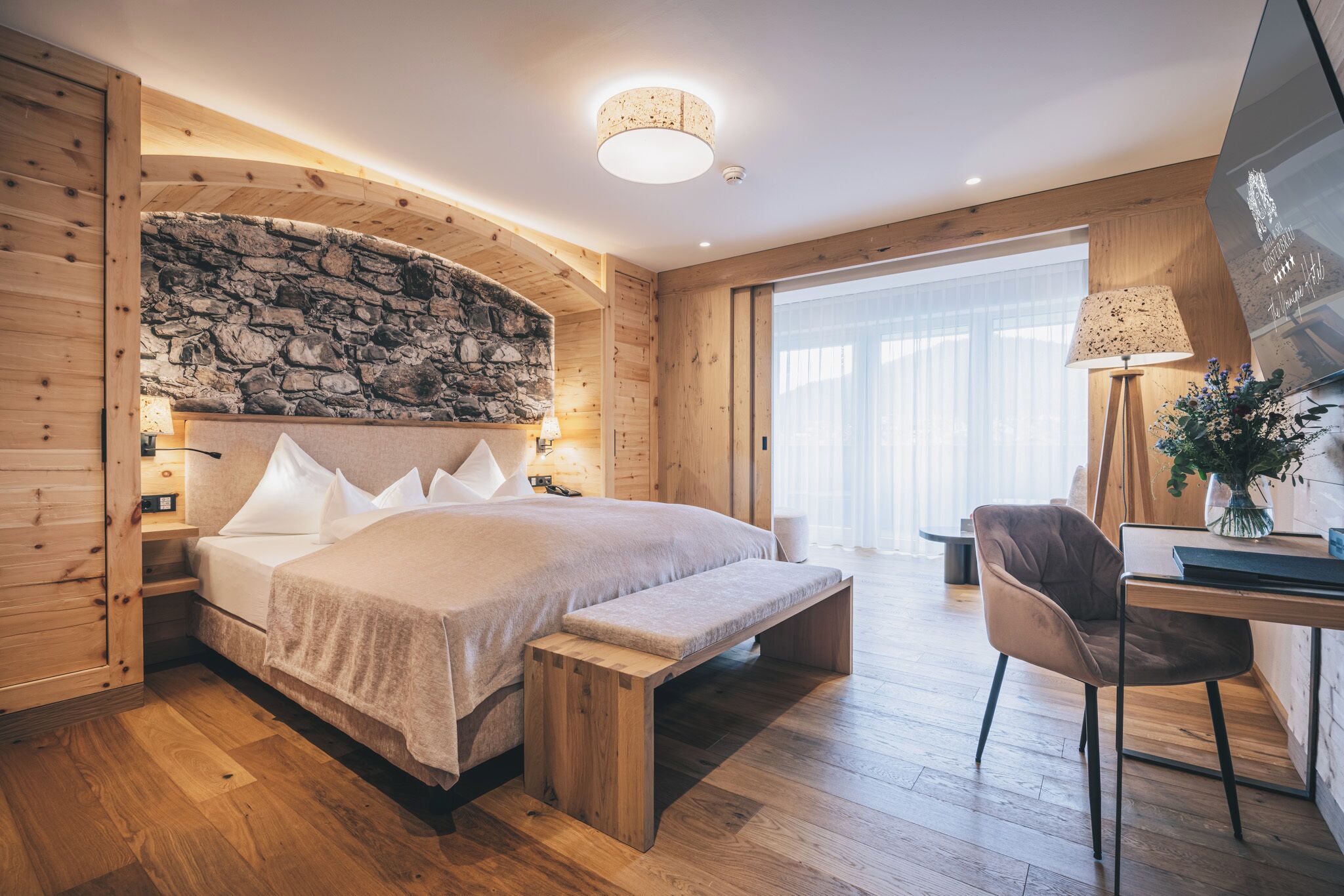 Exclusive Room, Mountain View | Living area