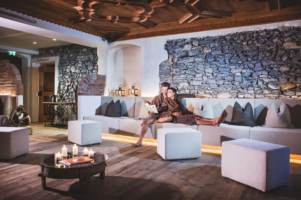 couples treatment room(s), sauna, hot tub, steam room