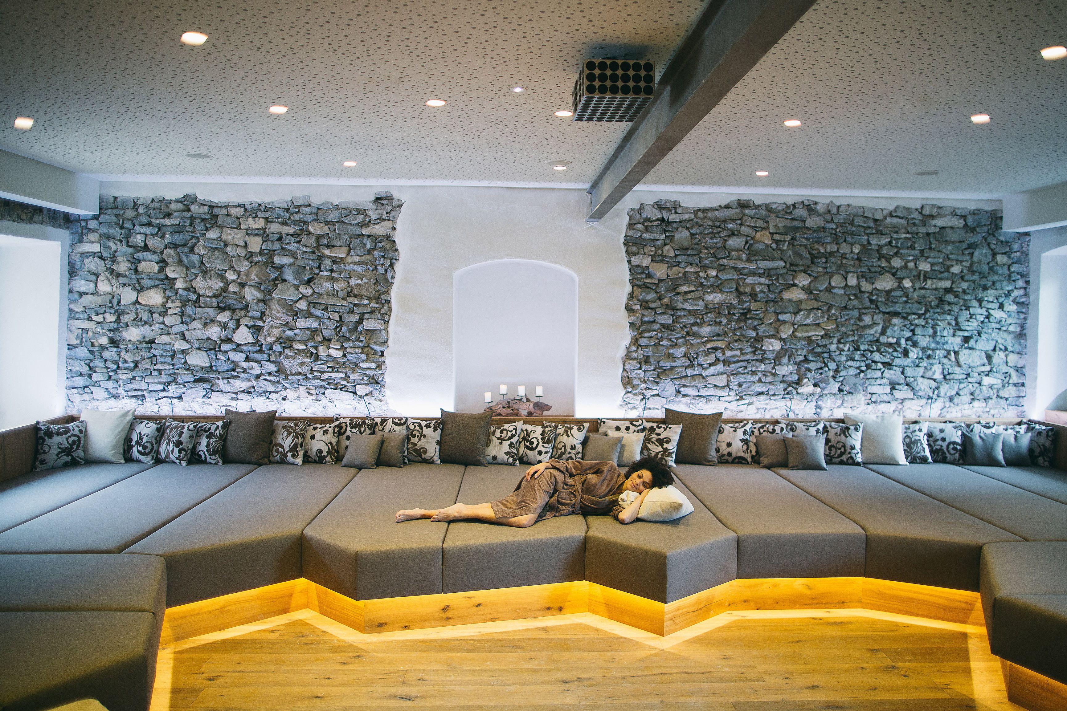 couples treatment room(s), sauna, hot tub, steam room