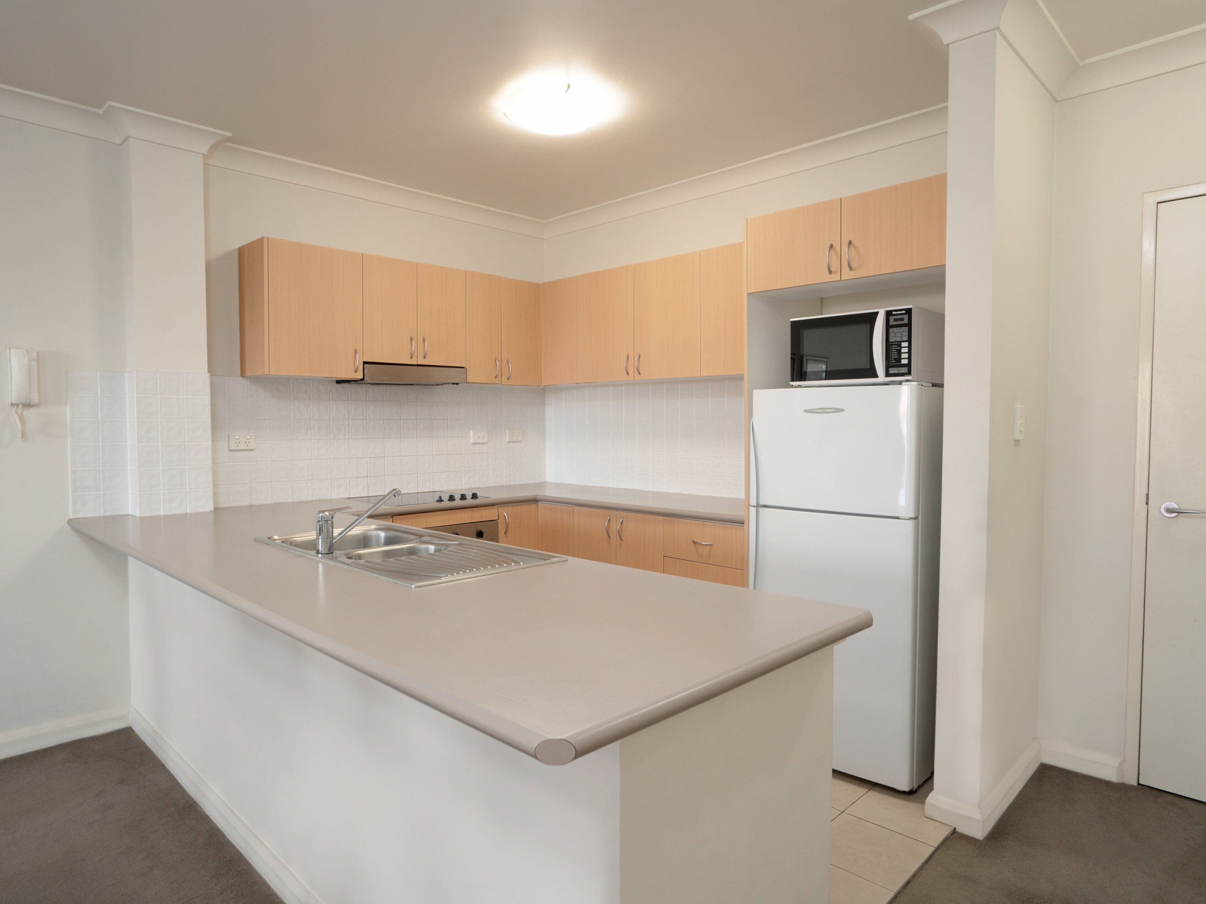 Fridge, microwave, coffee/tea maker, electric kettle