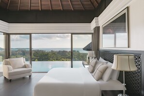 Minibar, in-room safe, laptop workspace, blackout drapes - The Pavilions Phuket (Choeng Thale)